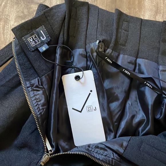 *new* leather high waisted skirt - Picture 8 of 8